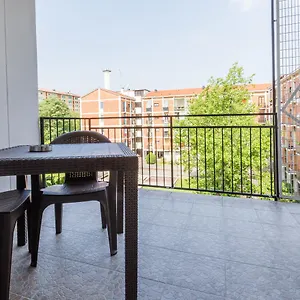 Business Balcony Flat Milano